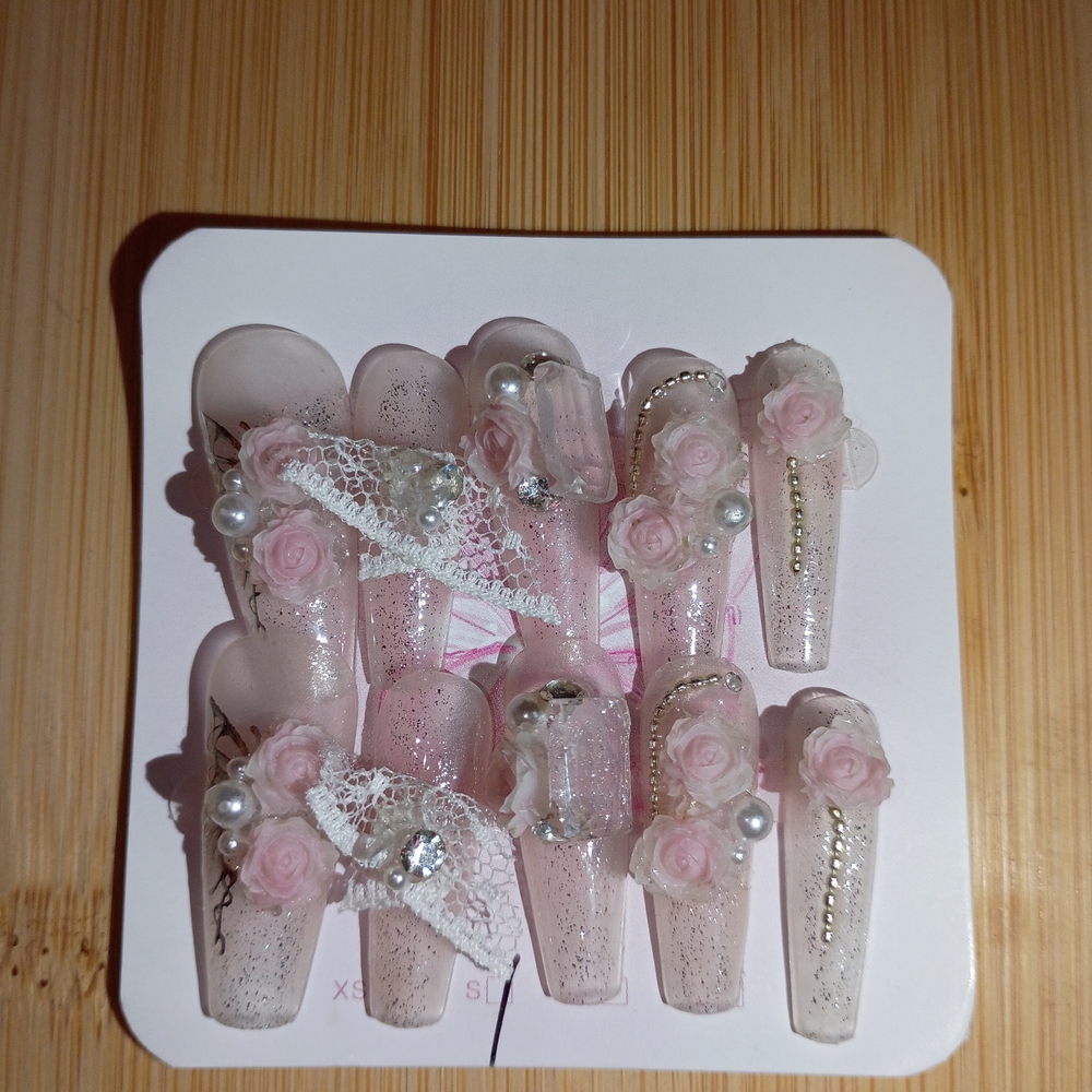 Elegant Pink Floral Press-On Coffin Nails